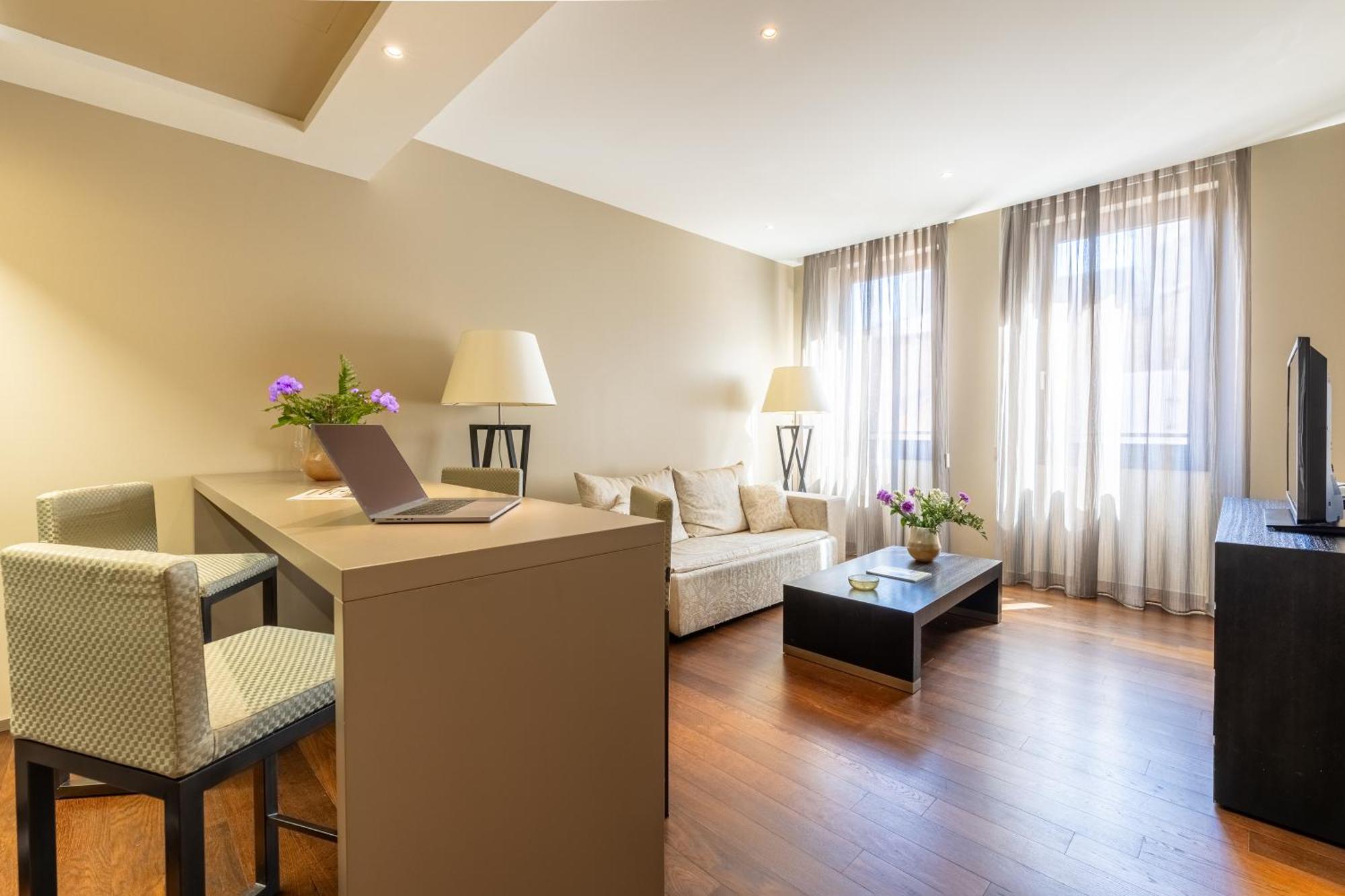 Nj Hotels & Apartments San Pietro All'Orto 6 — Foto 1